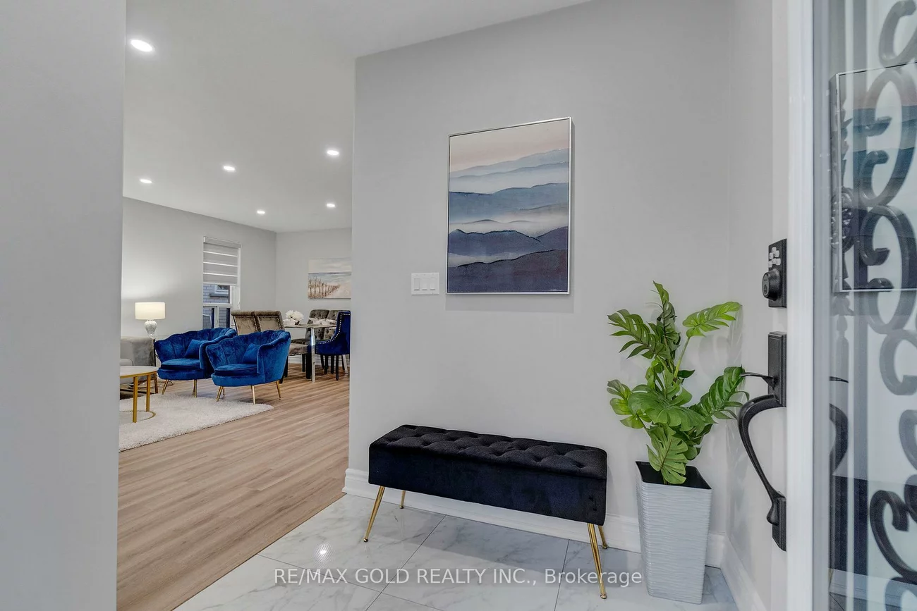 6, Midhurst, West Humber-Clairville, Toronto