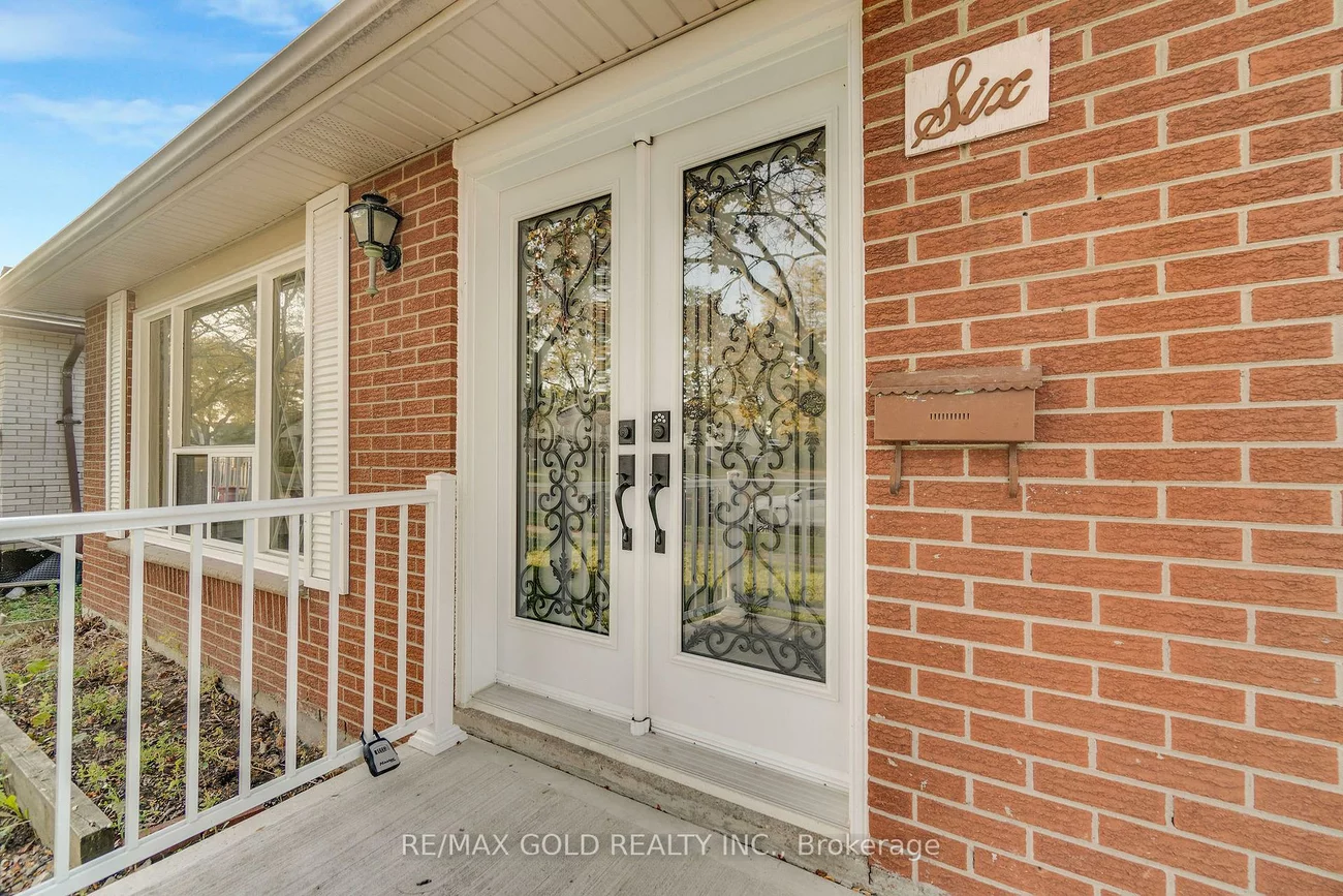 6, Midhurst, West Humber-Clairville, Toronto