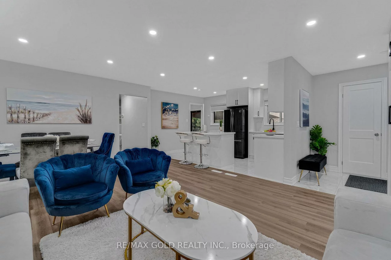 6, Midhurst, West Humber-Clairville, Toronto