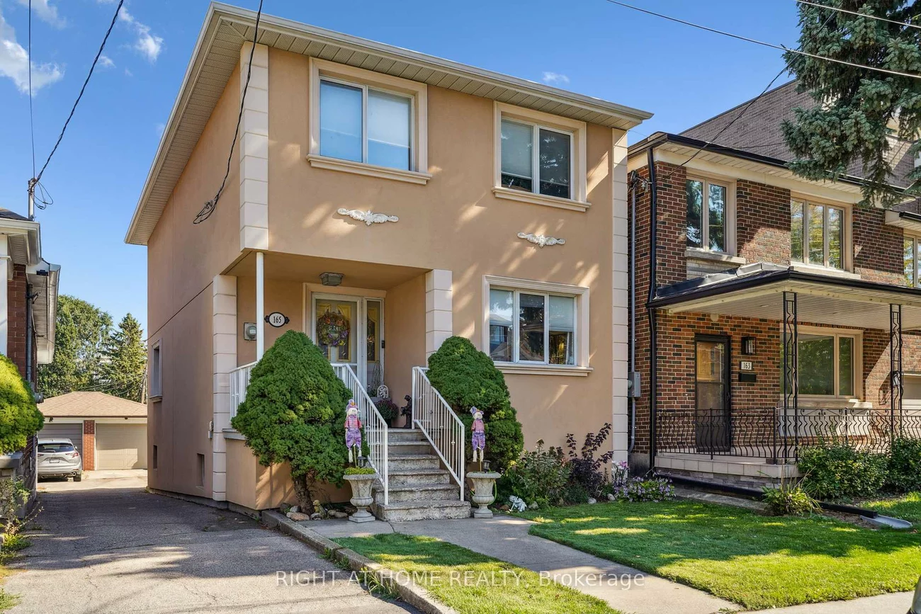 165, Locksley, Briar Hill-Belgravia, Toronto