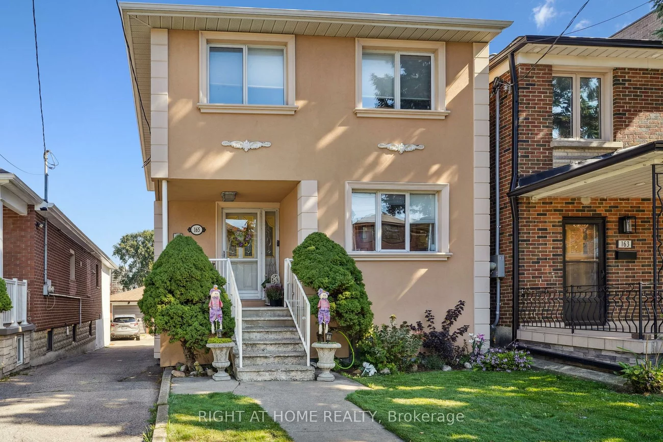 165, Locksley, Briar Hill-Belgravia, Toronto