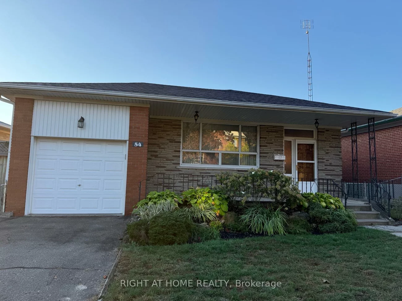 54, LEMONWOOD, Edenbridge-Humber Valley, Toronto