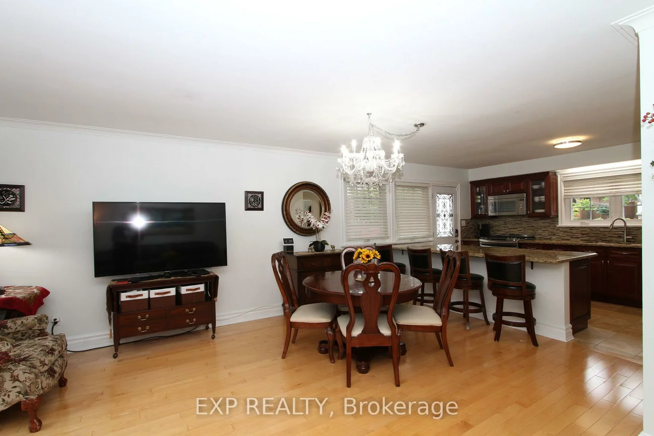 77, Letchworth, Downsview-Roding-CFB, Toronto