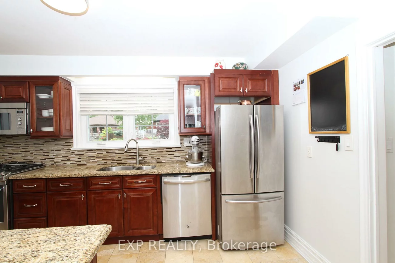 77, Letchworth, Downsview-Roding-CFB, Toronto