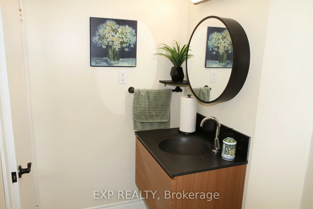 77, Letchworth, Downsview-Roding-CFB, Toronto