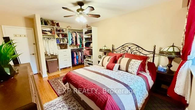 77, Letchworth, Downsview-Roding-CFB, Toronto