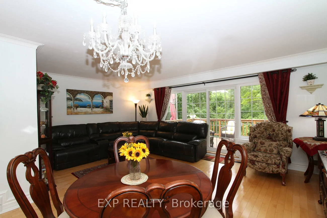 77, Letchworth, Downsview-Roding-CFB, Toronto