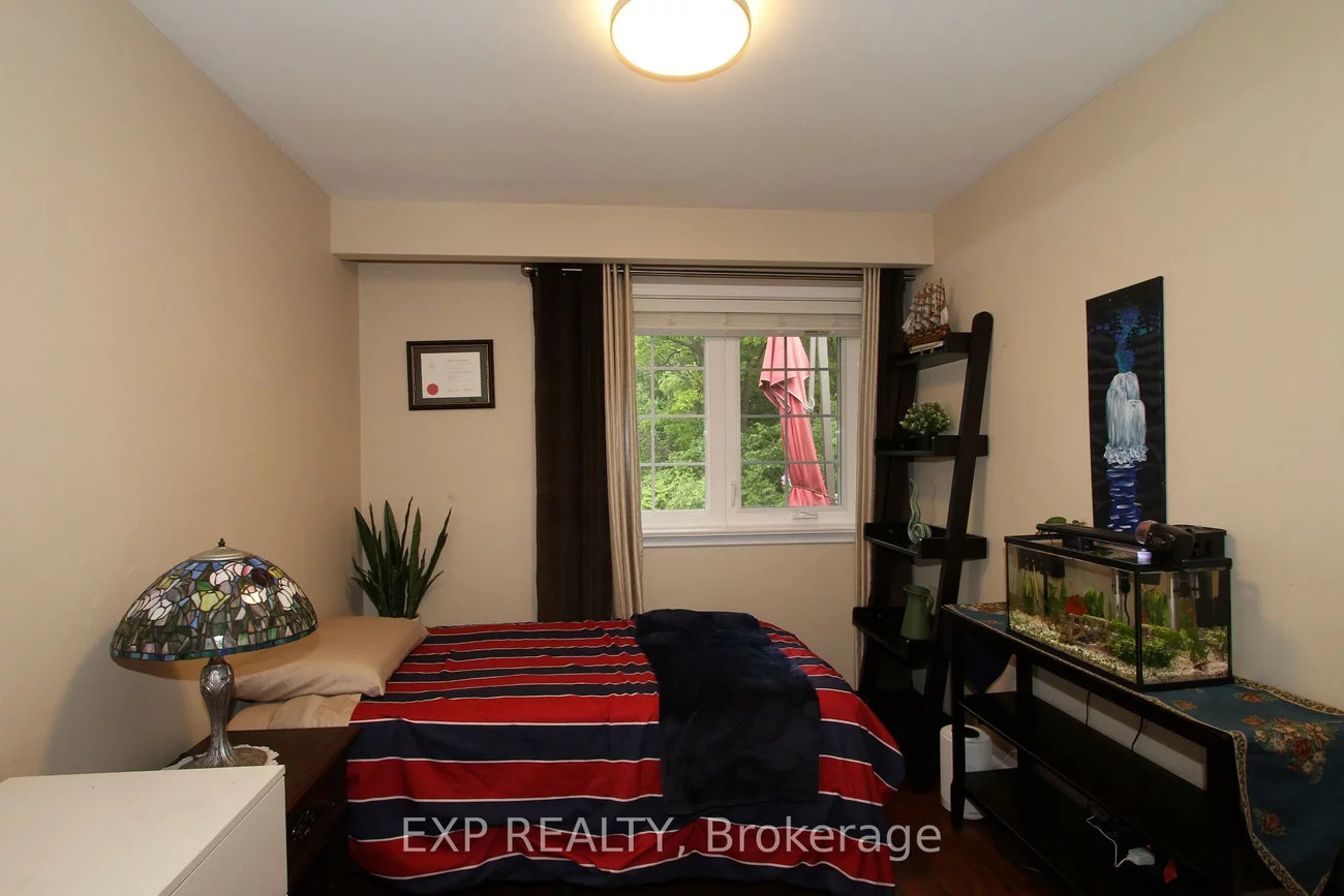 77, Letchworth, Downsview-Roding-CFB, Toronto