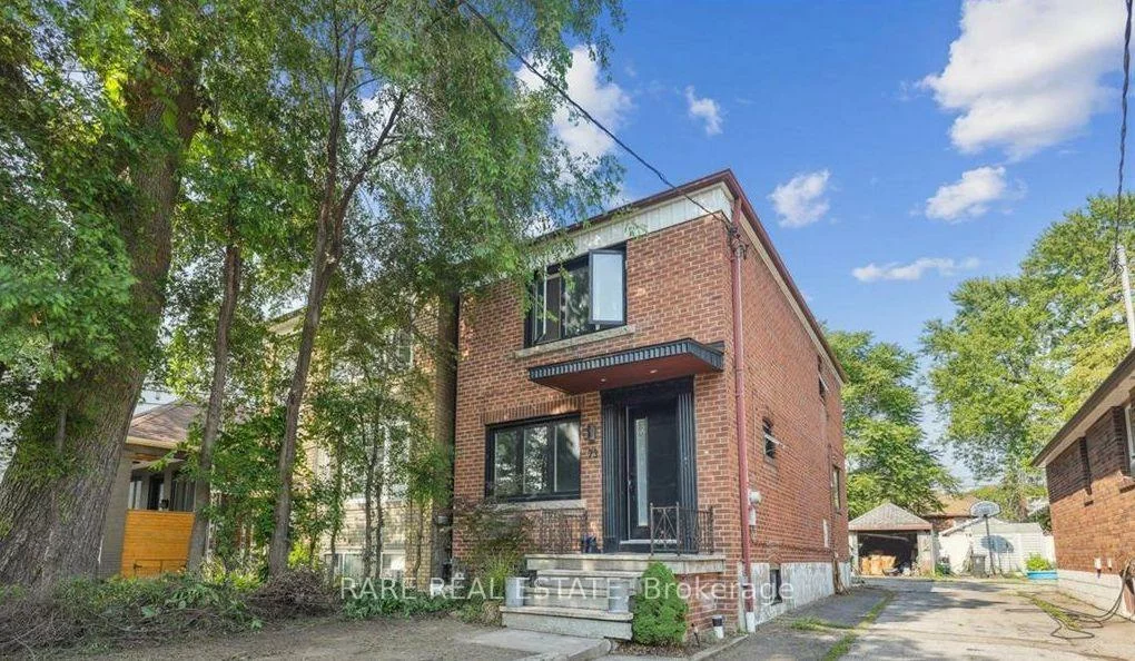 73, Yarrow, Keelesdale-Eglinton West, Toronto