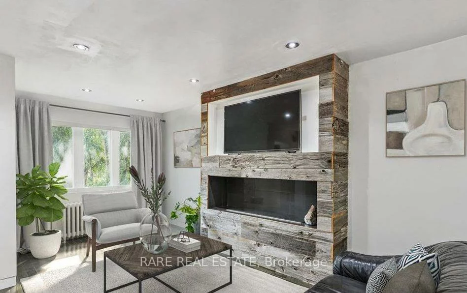 73, Yarrow, Keelesdale-Eglinton West, Toronto