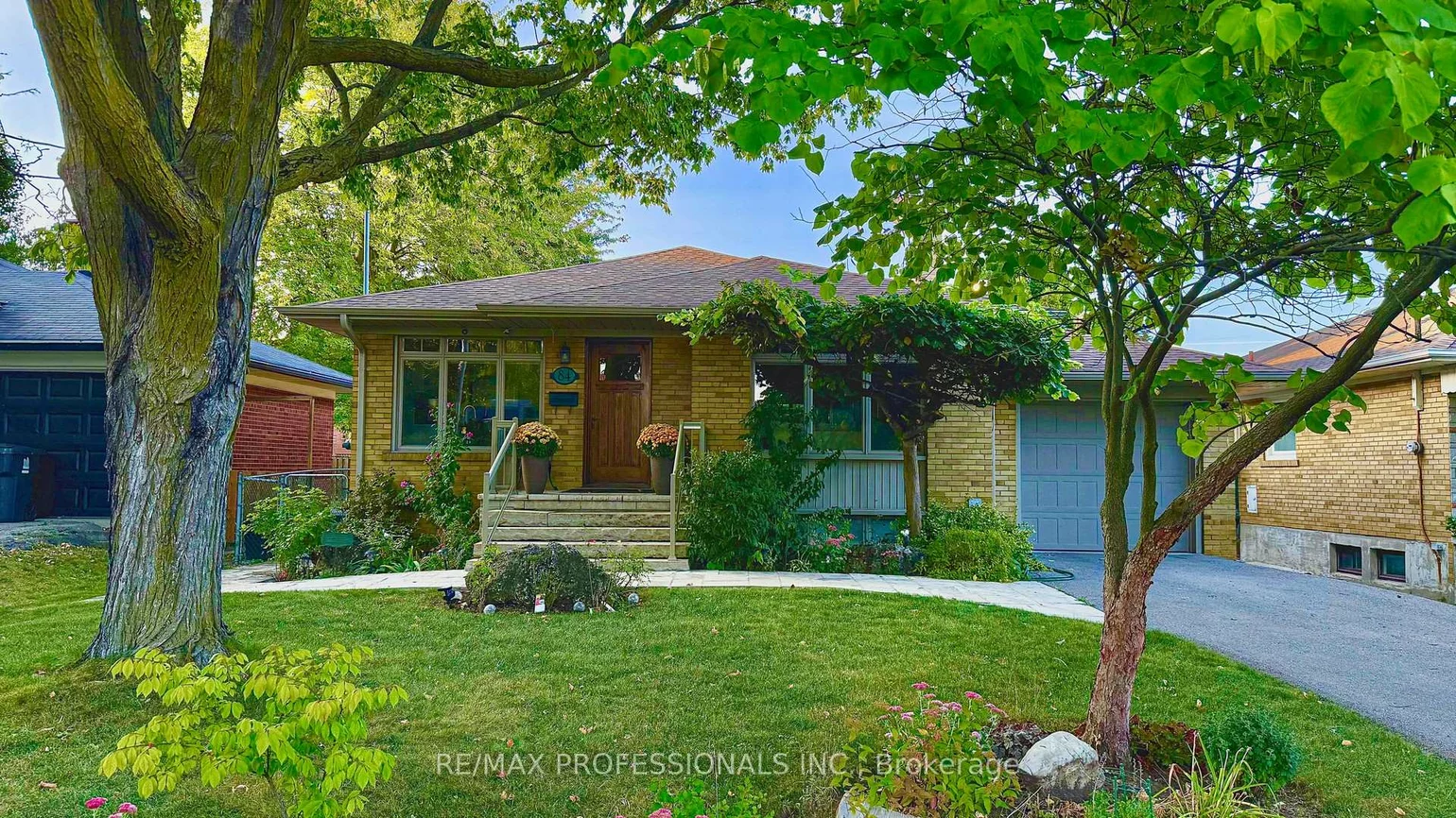 84, North Heights, Princess-Rosethorn, Toronto