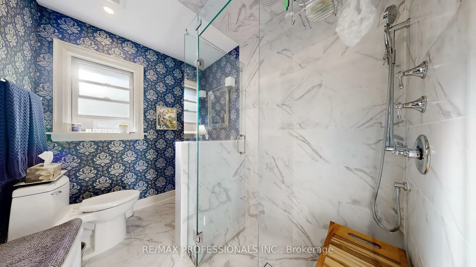 84, North Heights, Princess-Rosethorn, Toronto