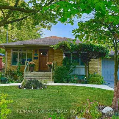 84, North Heights, Princess-Rosethorn, Toronto