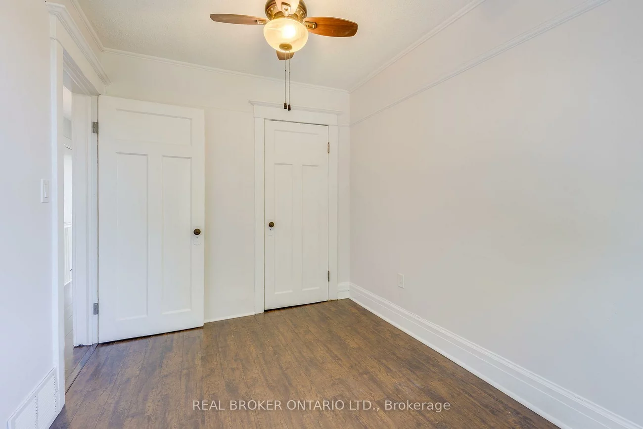 878, Runnymede, Rockcliffe-Smythe, Toronto