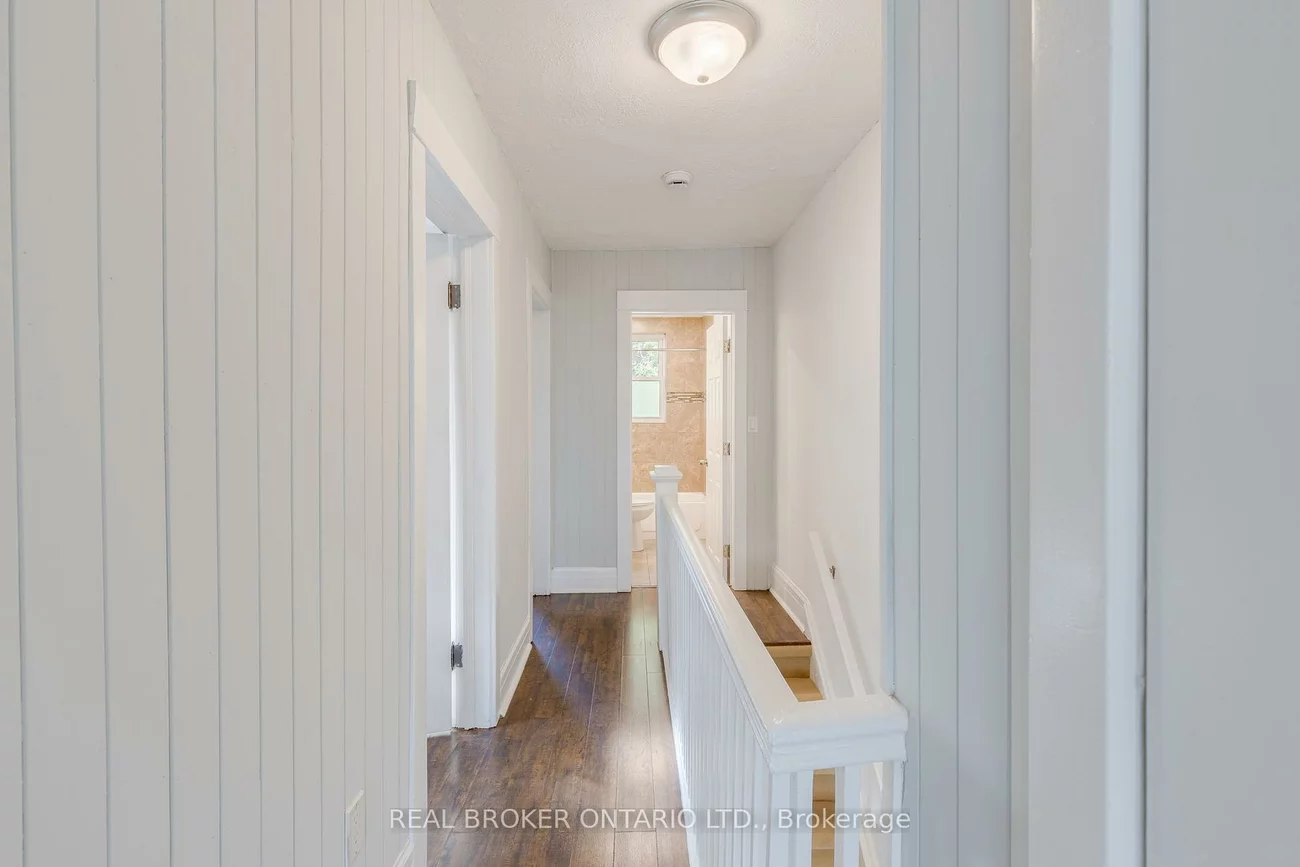 878, Runnymede, Rockcliffe-Smythe, Toronto