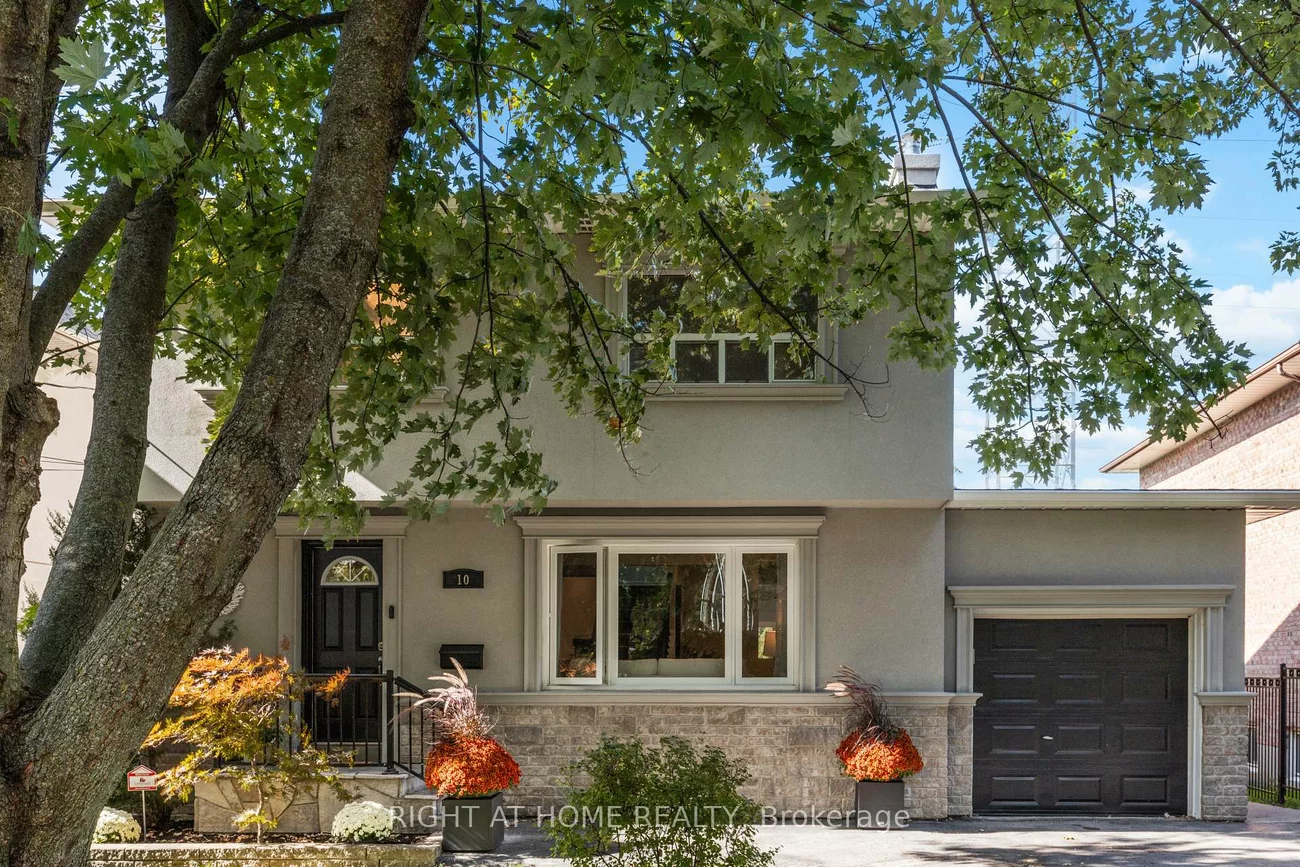 10, Haliburton, Islington-City Centre West, Toronto