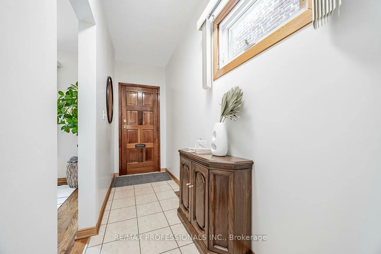 507, Salem, Dovercourt-Wallace Emerson-Junction, Toronto