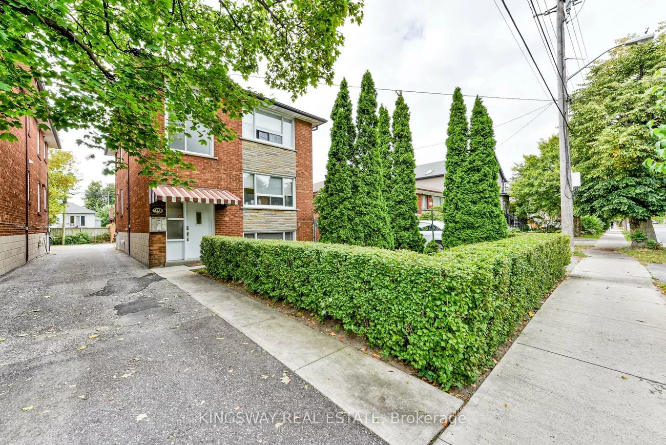 29, Evans, Mimico, Toronto