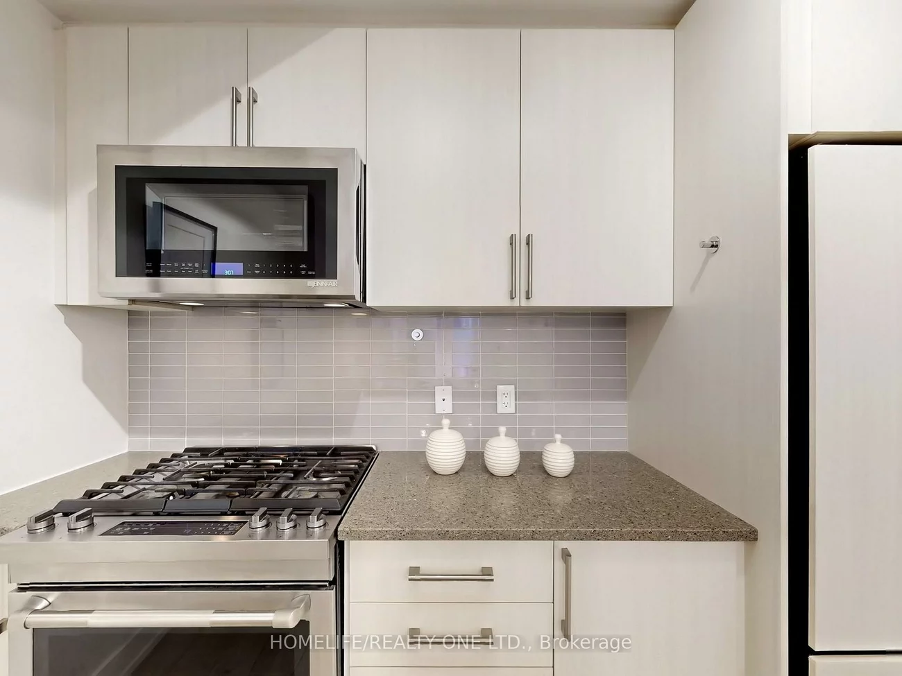 3, Elsie, Dovercourt-Wallace Emerson-Junction, Toronto