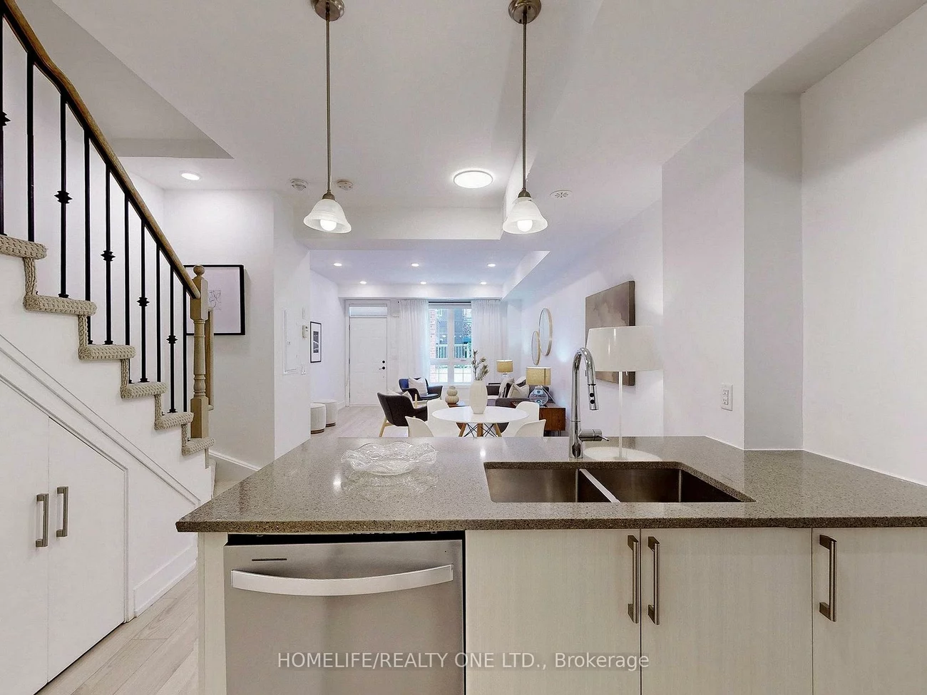 3, Elsie, Dovercourt-Wallace Emerson-Junction, Toronto