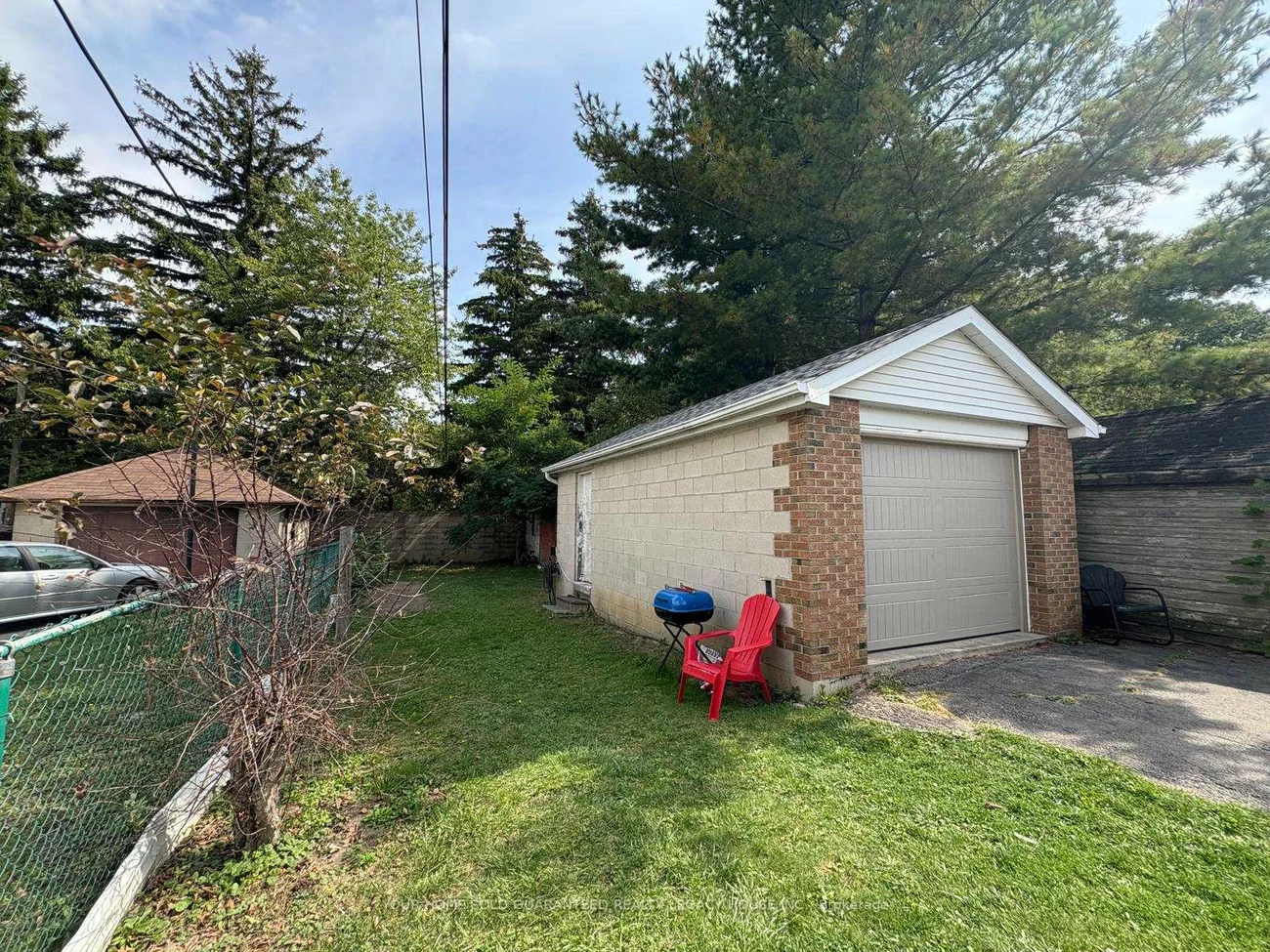 627, McRoberts, Caledonia-Fairbank, Toronto