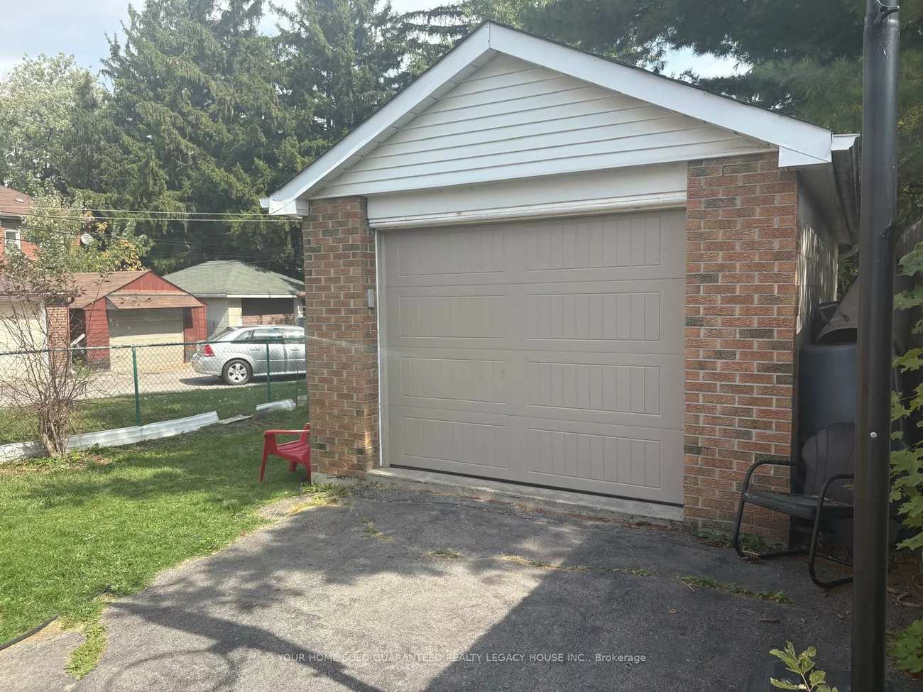 627, McRoberts, Caledonia-Fairbank, Toronto