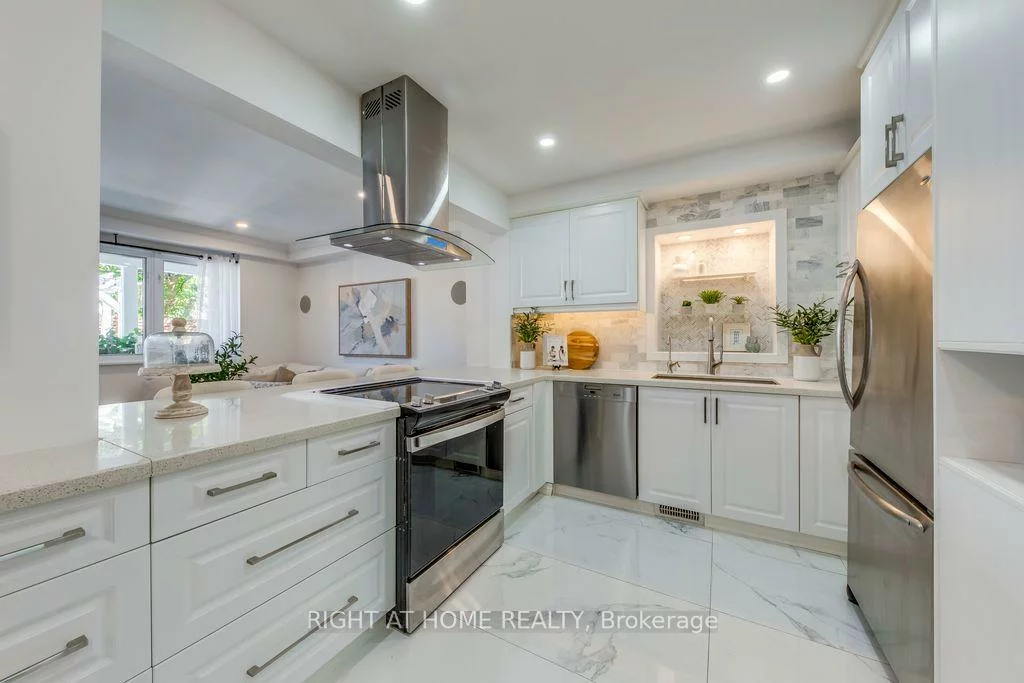 43, South Kingsway, High Park-Swansea, Toronto