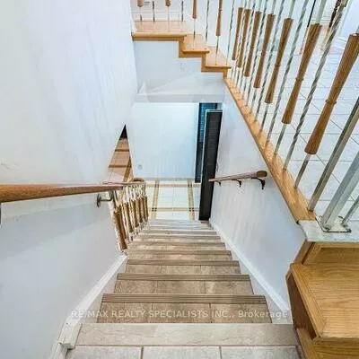 61, Brewster, Glenfield-Jane Heights, Toronto