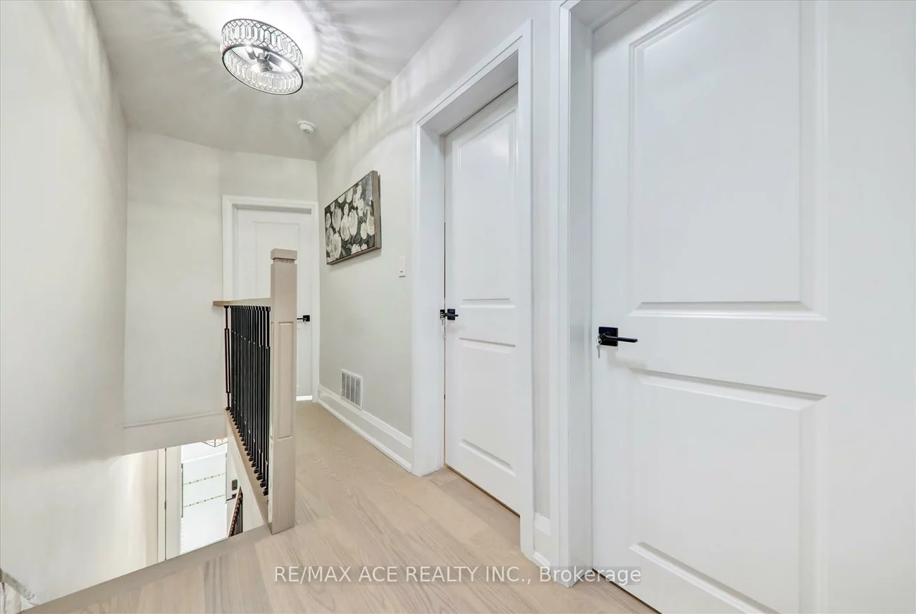 734, Brock, Dovercourt-Wallace Emerson-Junction, Toronto