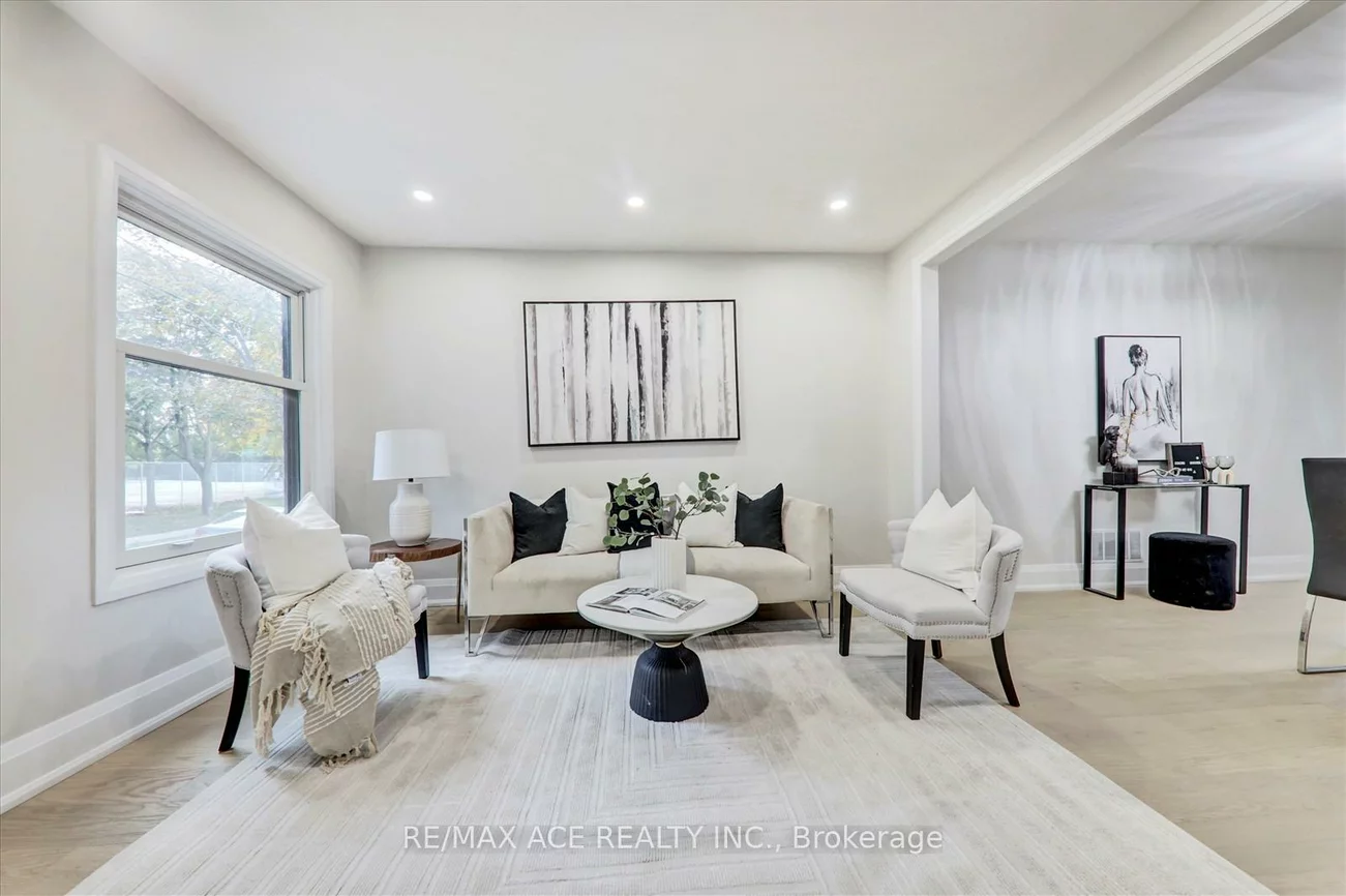 734, Brock, Dovercourt-Wallace Emerson-Junction, Toronto