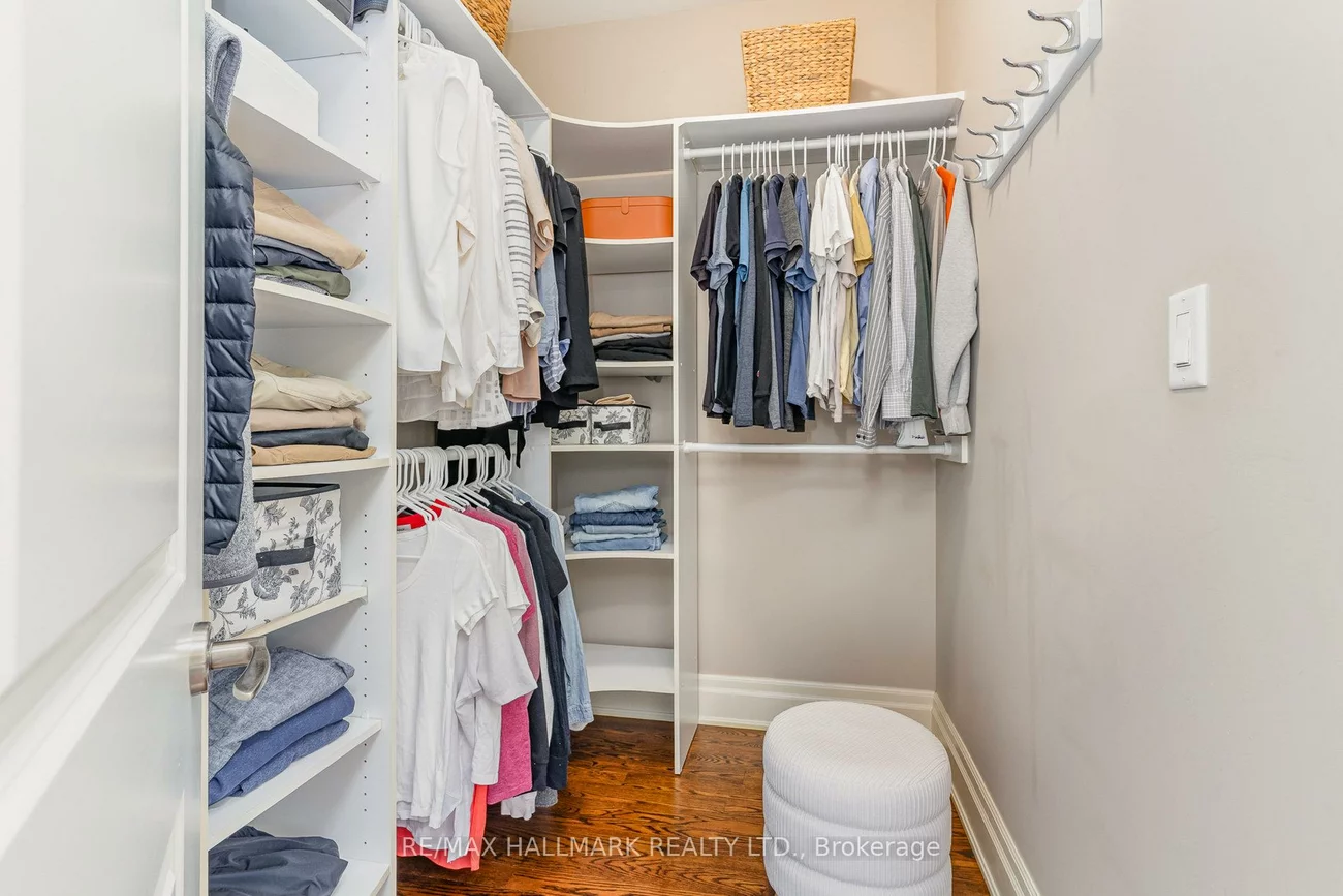7, Tizzard, Stonegate-Queensway, Toronto
