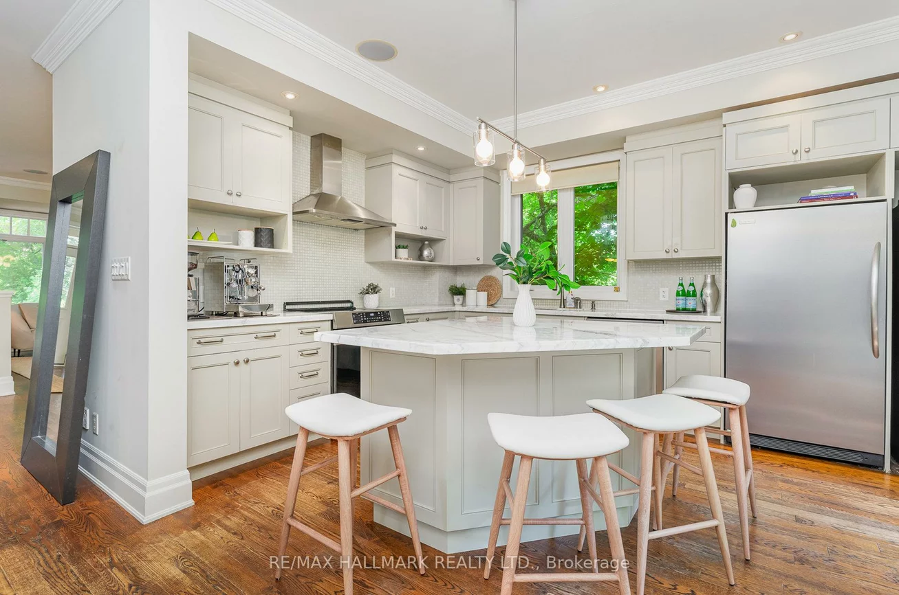 7, Tizzard, Stonegate-Queensway, Toronto
