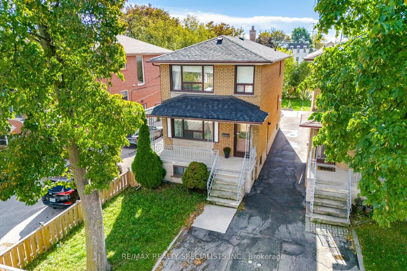 49, Algoma, Mimico, Toronto