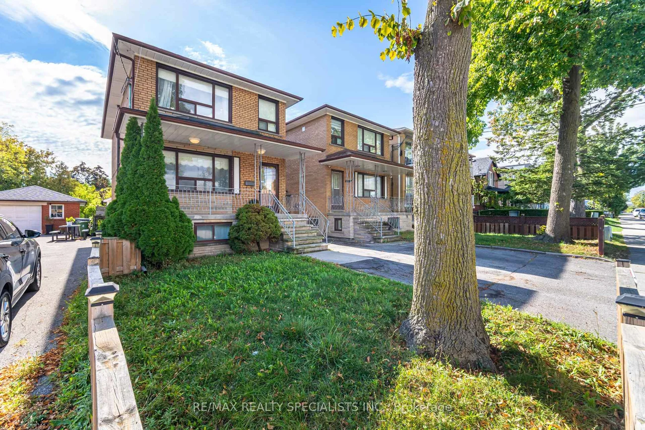 49, Algoma, Mimico, Toronto