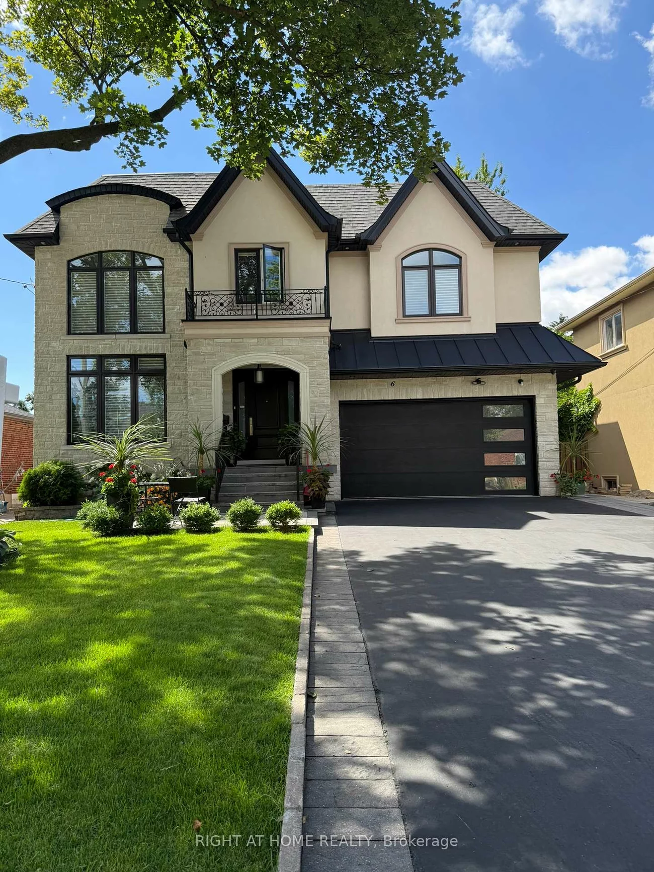 6, Burnelm, Islington-City Centre West, Toronto