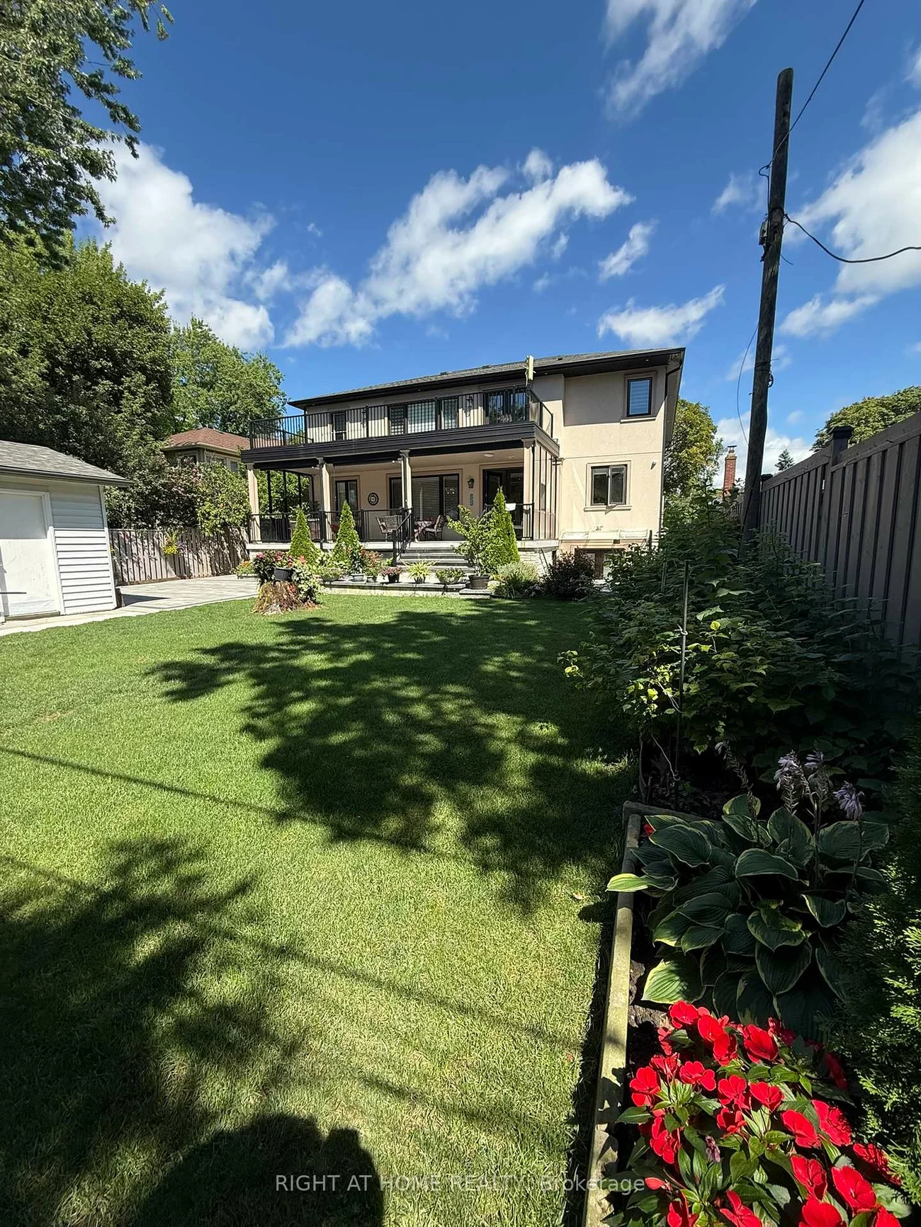 6, Burnelm, Islington-City Centre West, Toronto