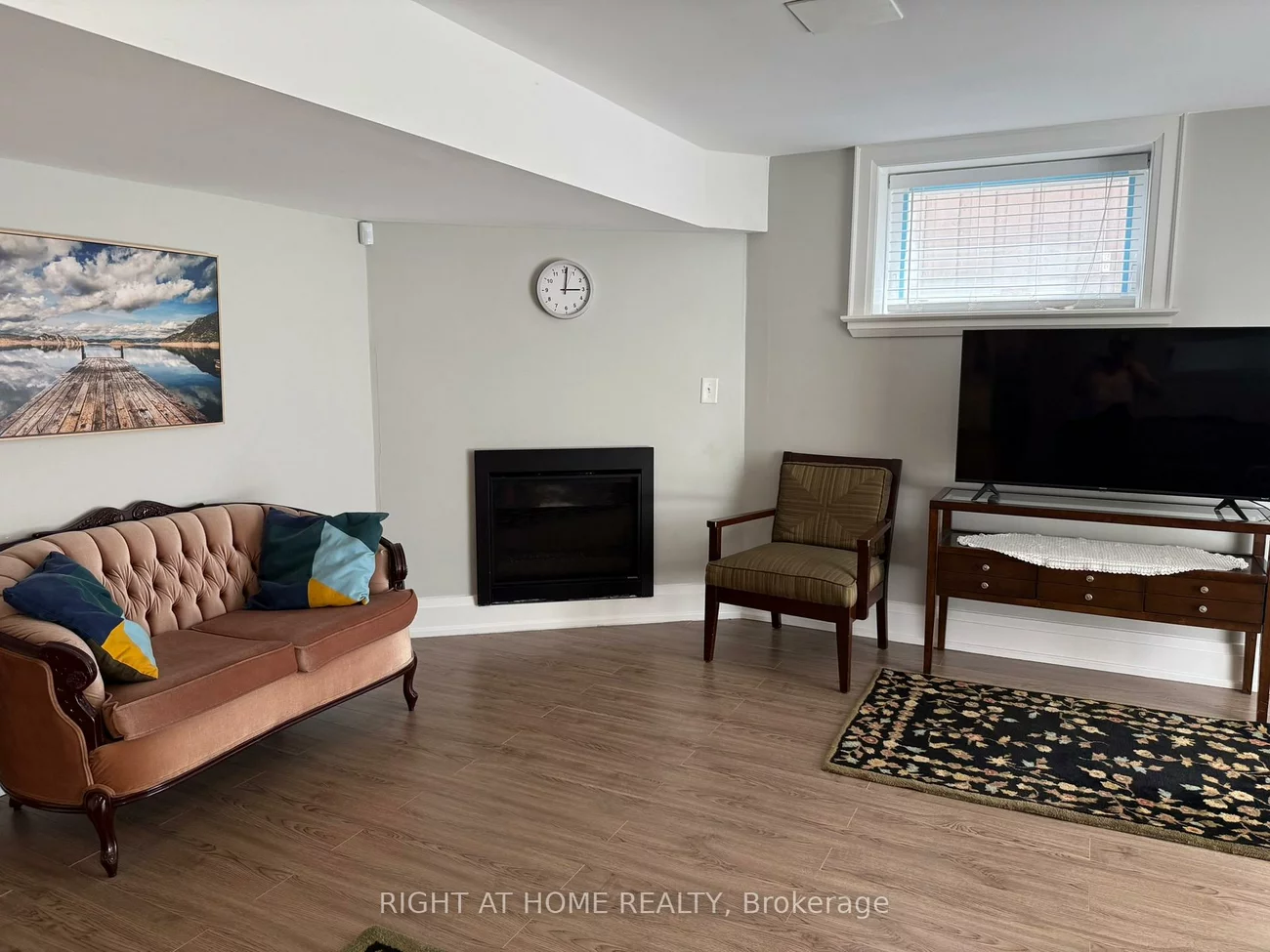 6, Burnelm, Islington-City Centre West, Toronto