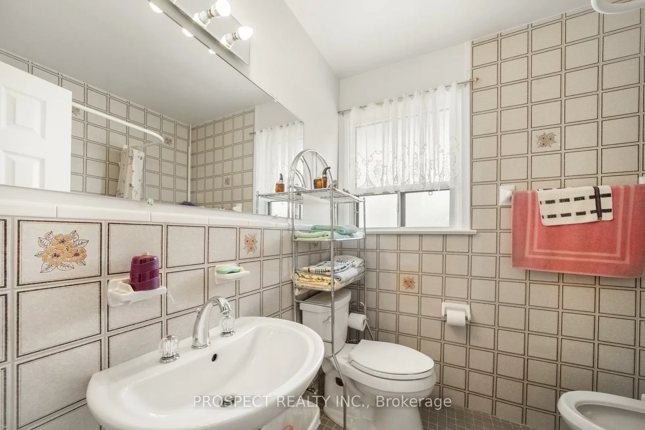 8, Sonnet, Rustic, Toronto