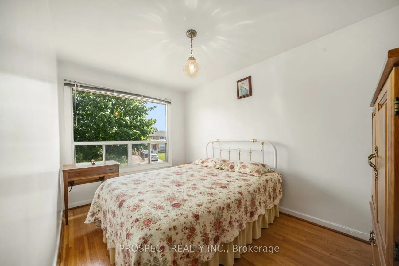 8, Sonnet, Rustic, Toronto