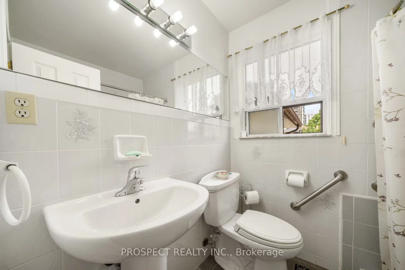 8, Sonnet, Rustic, Toronto