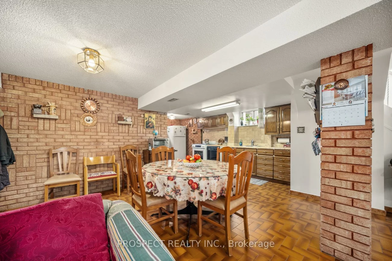 8, Sonnet, Rustic, Toronto