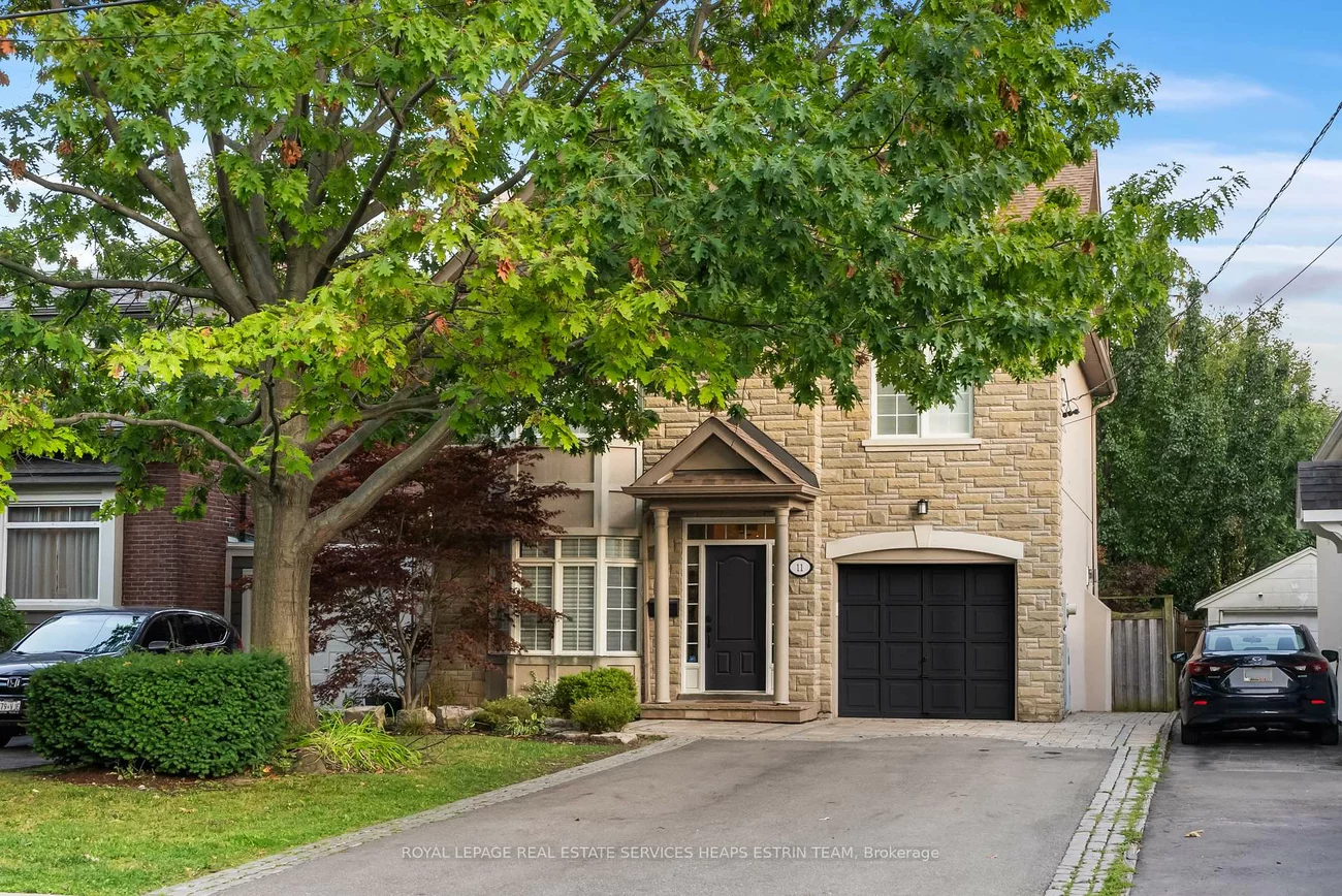 11, Tyre, Islington-City Centre West, Toronto