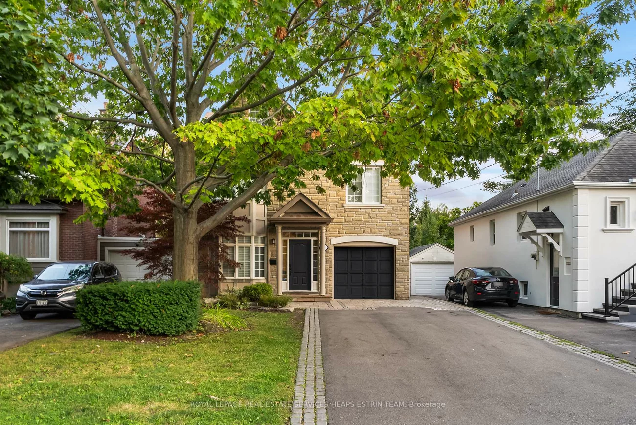 11, Tyre, Islington-City Centre West, Toronto