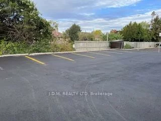 2428, Keele, Maple Leaf, Toronto