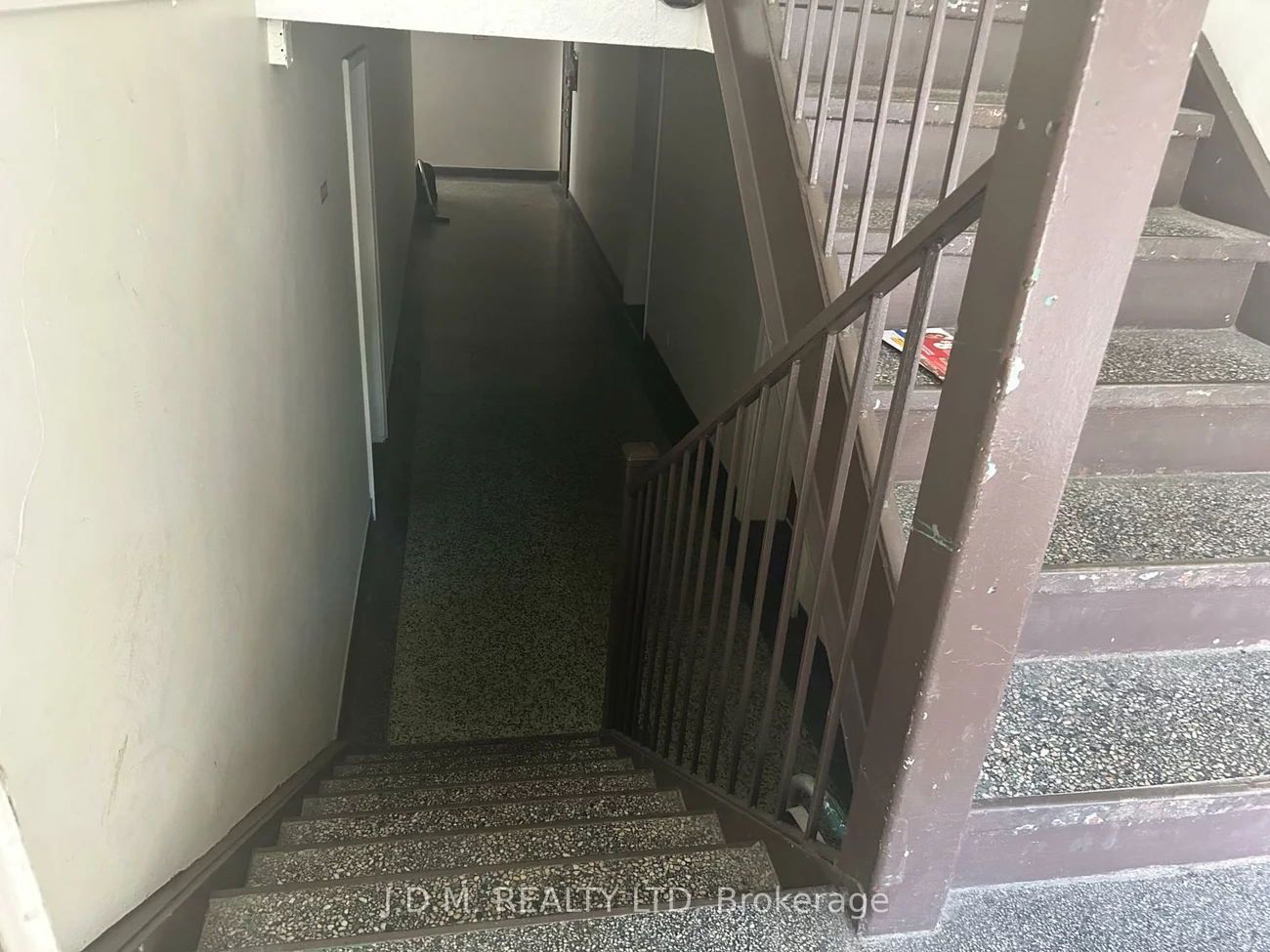 2428, Keele, Maple Leaf, Toronto