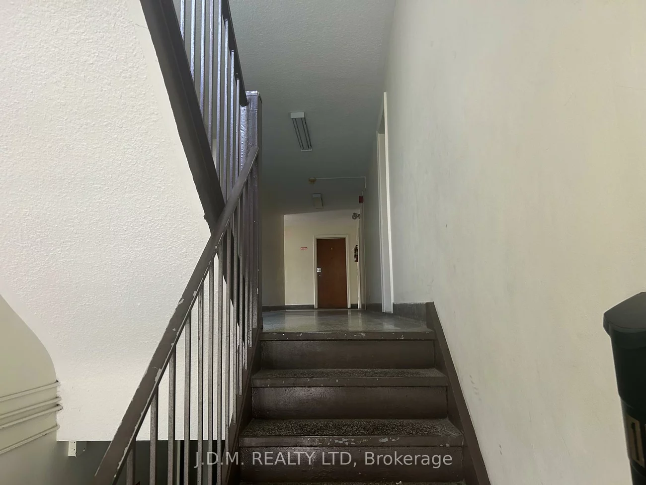 2428, Keele, Maple Leaf, Toronto