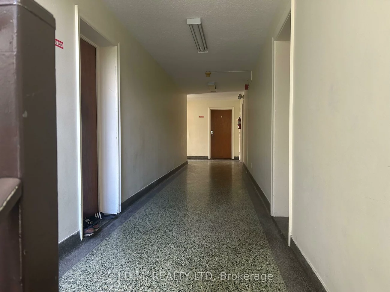 2428, Keele, Maple Leaf, Toronto