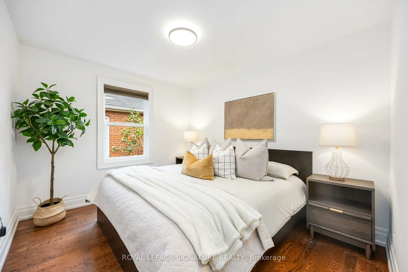 49, Westhead, Alderwood, Toronto