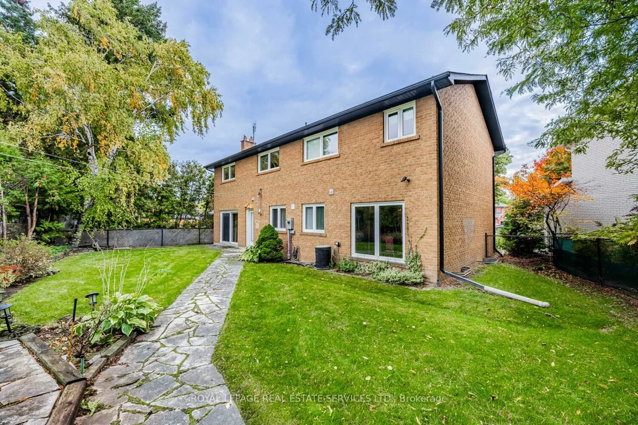 5, Harrowby, Princess-Rosethorn, Toronto