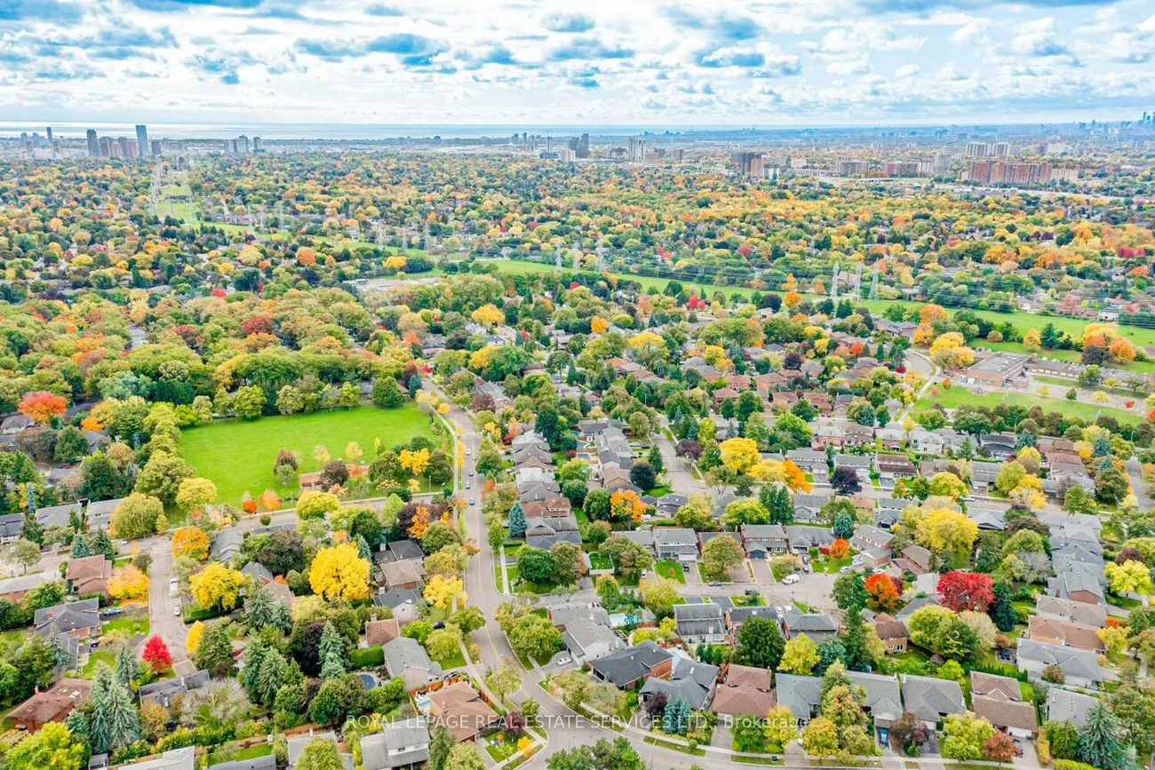 5, Harrowby, Princess-Rosethorn, Toronto